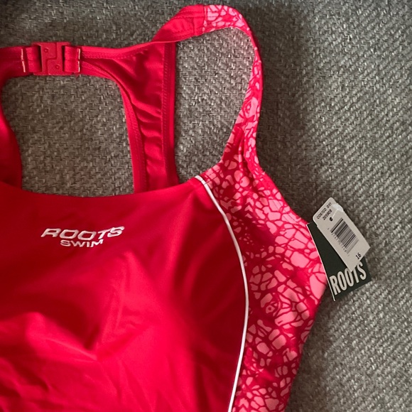 🔖 Roots Red Swimsuit - One Piece - Picture 4 of 5